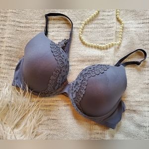 Victoria’s Secret Gray Lace Perfect Shape Model Push Up Bra Size 34D.